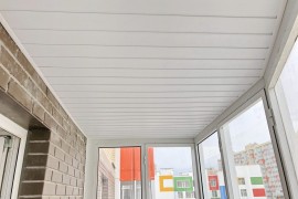 Потолок из пластиковых панелей до установки сушилки