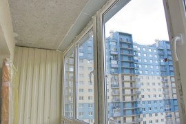 Остекление балкона без отделки