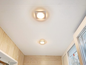 Встроенные светильники в потолок