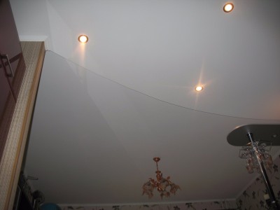 Гипрочный потолок в квартире